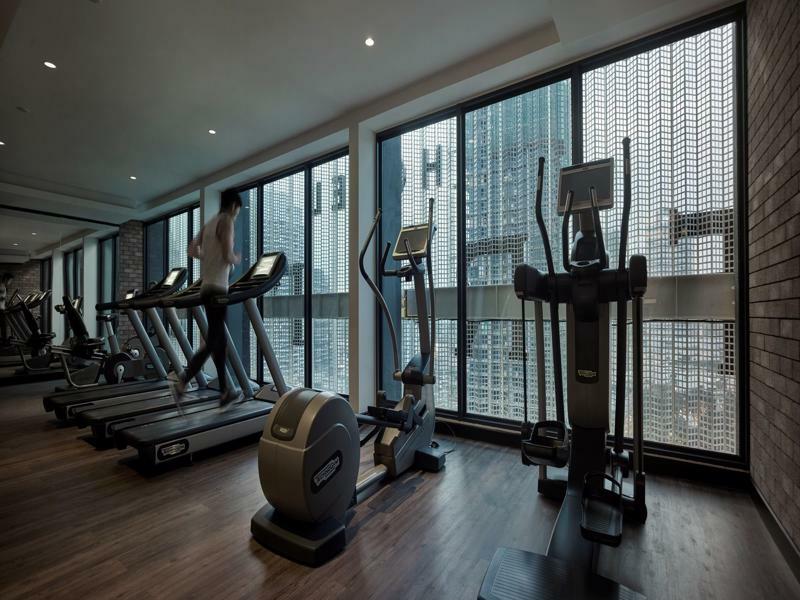 Hotel Stripes Kuala Lumpur, Autograph Collection Eksteriør bilde The gym at the hotel